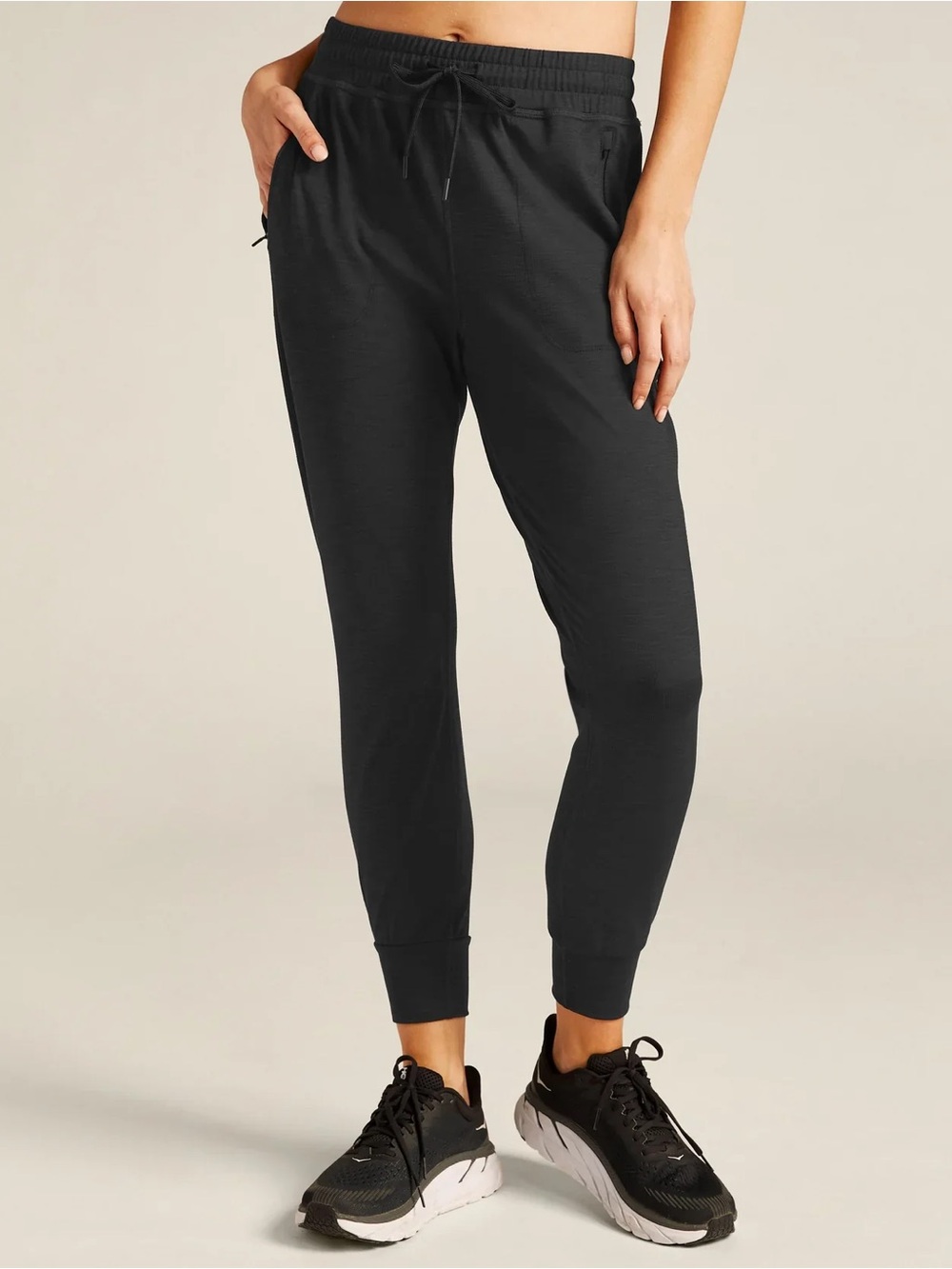 Beyond Yoga Heather Rib Street Jogger - Black